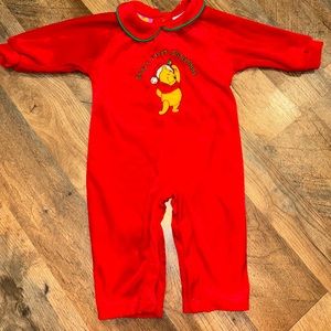 Winnie the Pooh Baby’s First Christmas Outfit Size 6-9 Months